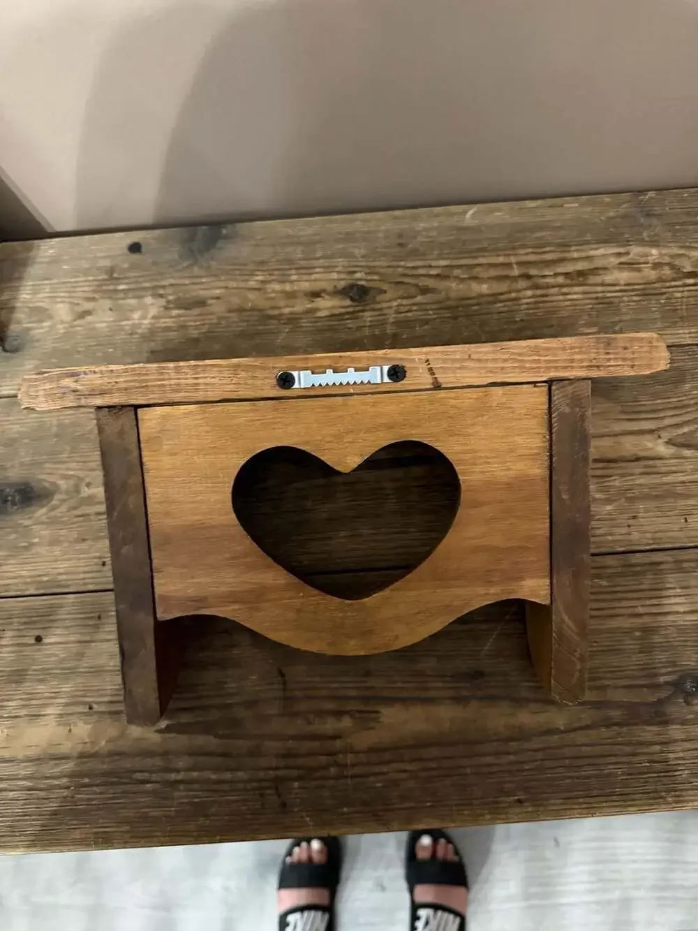 Vintage Solid Wood Wall Shelf with Heart Cutout and Plate Groove